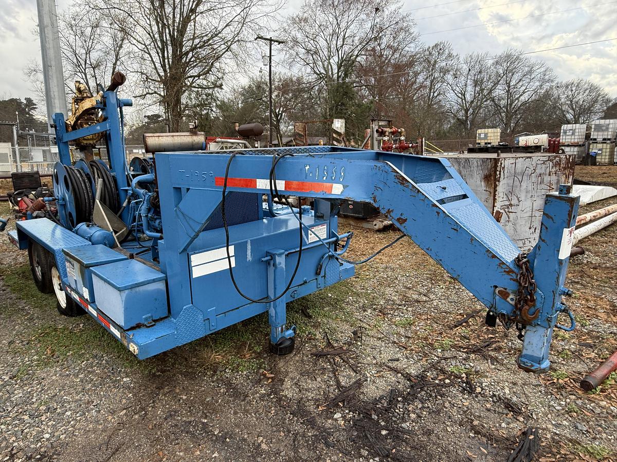 Used BOWEN 2.5 85-TON POWER SWIVEL P/B CATERPILLAR MTD ON T/A GOOSENECK TRAILER