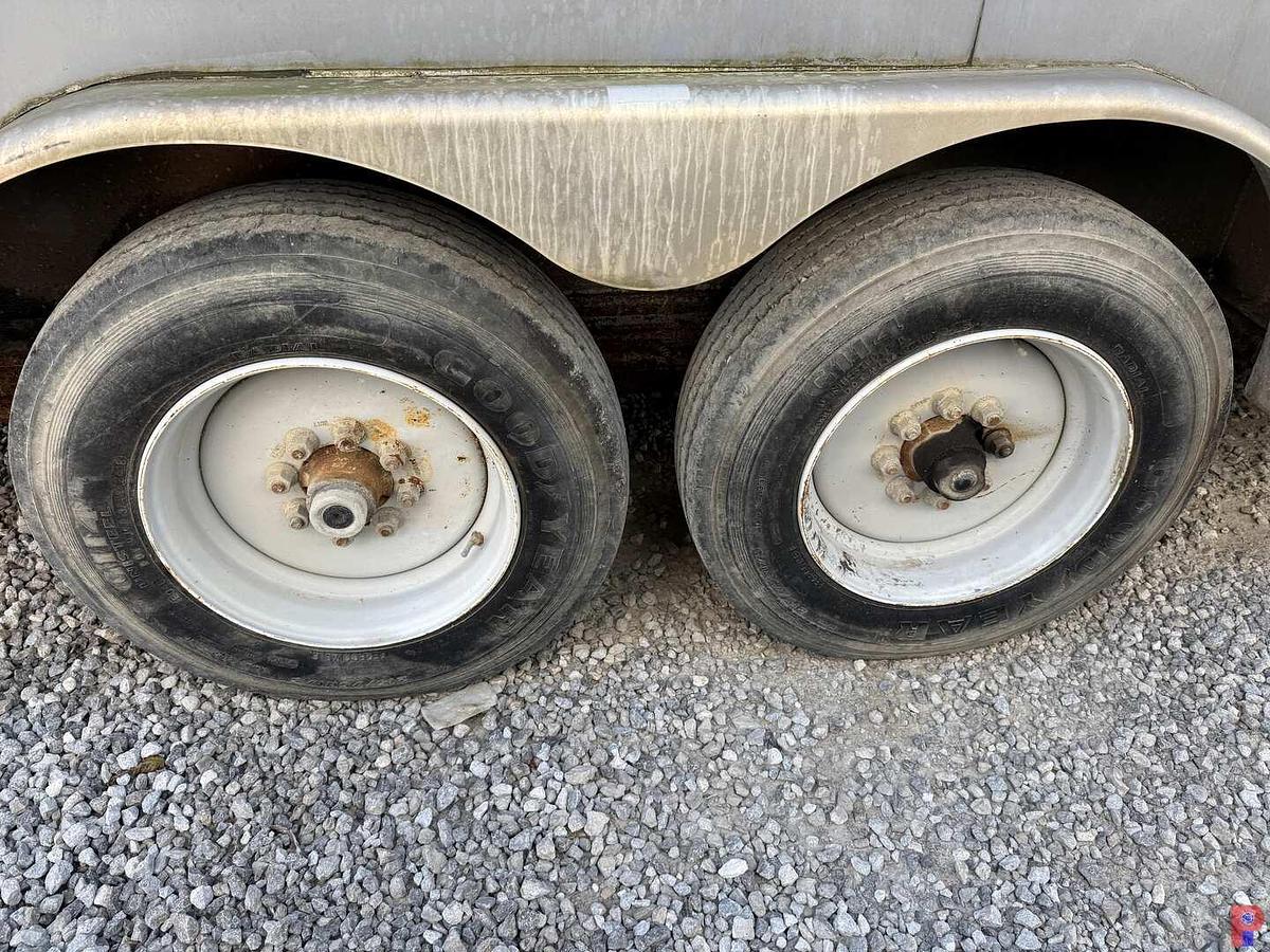 Used 2014 WELCHEL ENTERPRISES  35’ T/A GENERATOR POWERED OFFICE / CARGO TRAILER