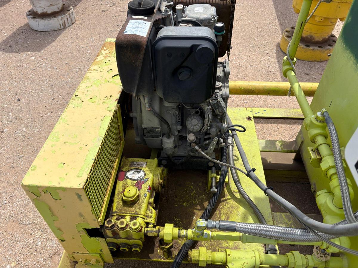 Used 4-station closing unit, skidded