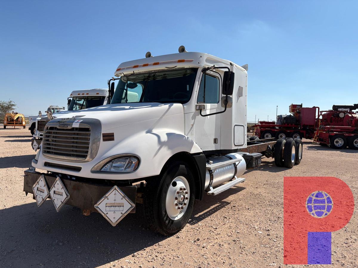 Used 2006 FREIGHTLINER COLUMBIA 120 T/A SLEEPER TRUCK & CHASSIS