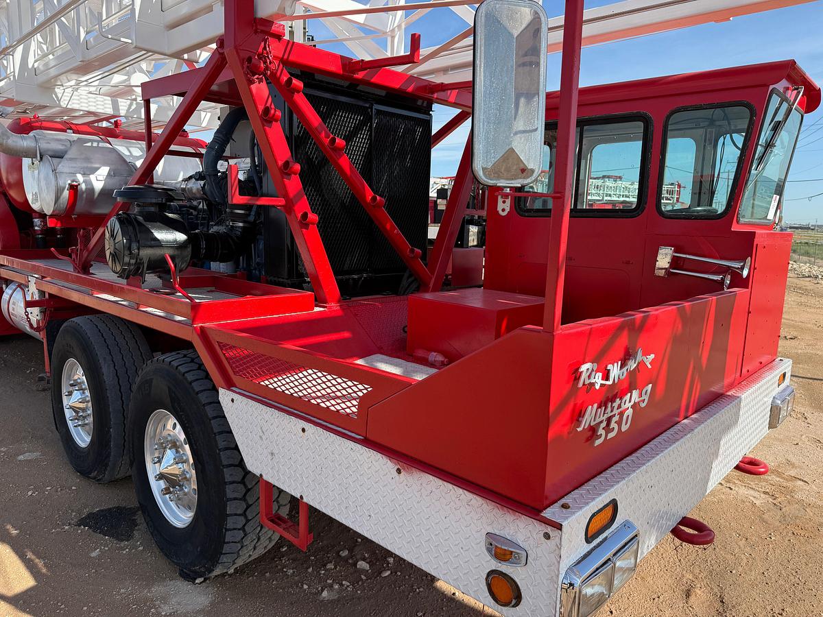 Used 2012 RIG WORKS MUSTANG 550 DD 104’-275K 5-AXLE WELL SERVICE RIG