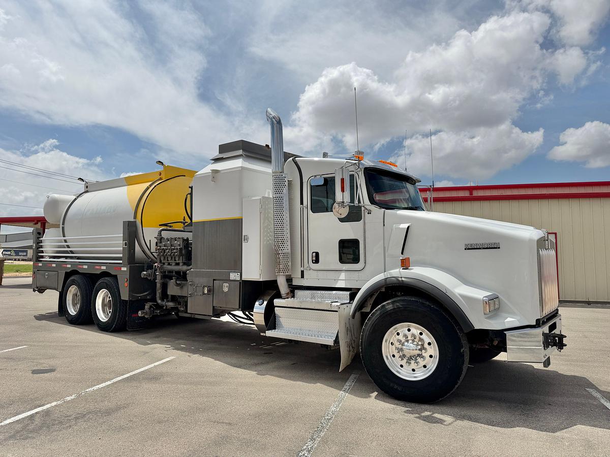 Used 2020 KENWORTH T800 ENERFAB HOT OIL TRUCK