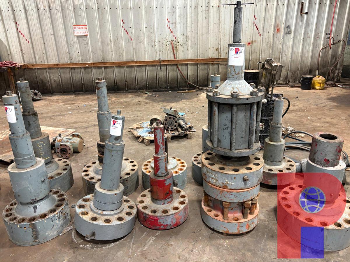 Used (6X$) FRAC VALVE STEM FLANGES, STEMS, HYDRAULIC ACTUATOR
