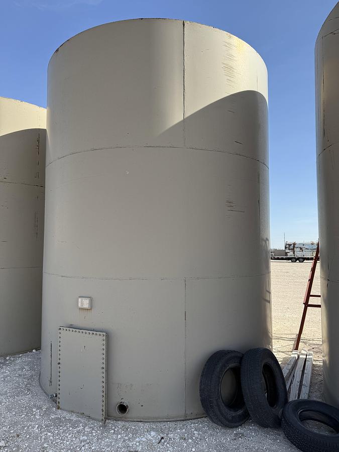 Used 2006 CRALL PRODUCTS 12’ DIA X 15’ H 300 BBL CRUDE OIL STORAGE TANK