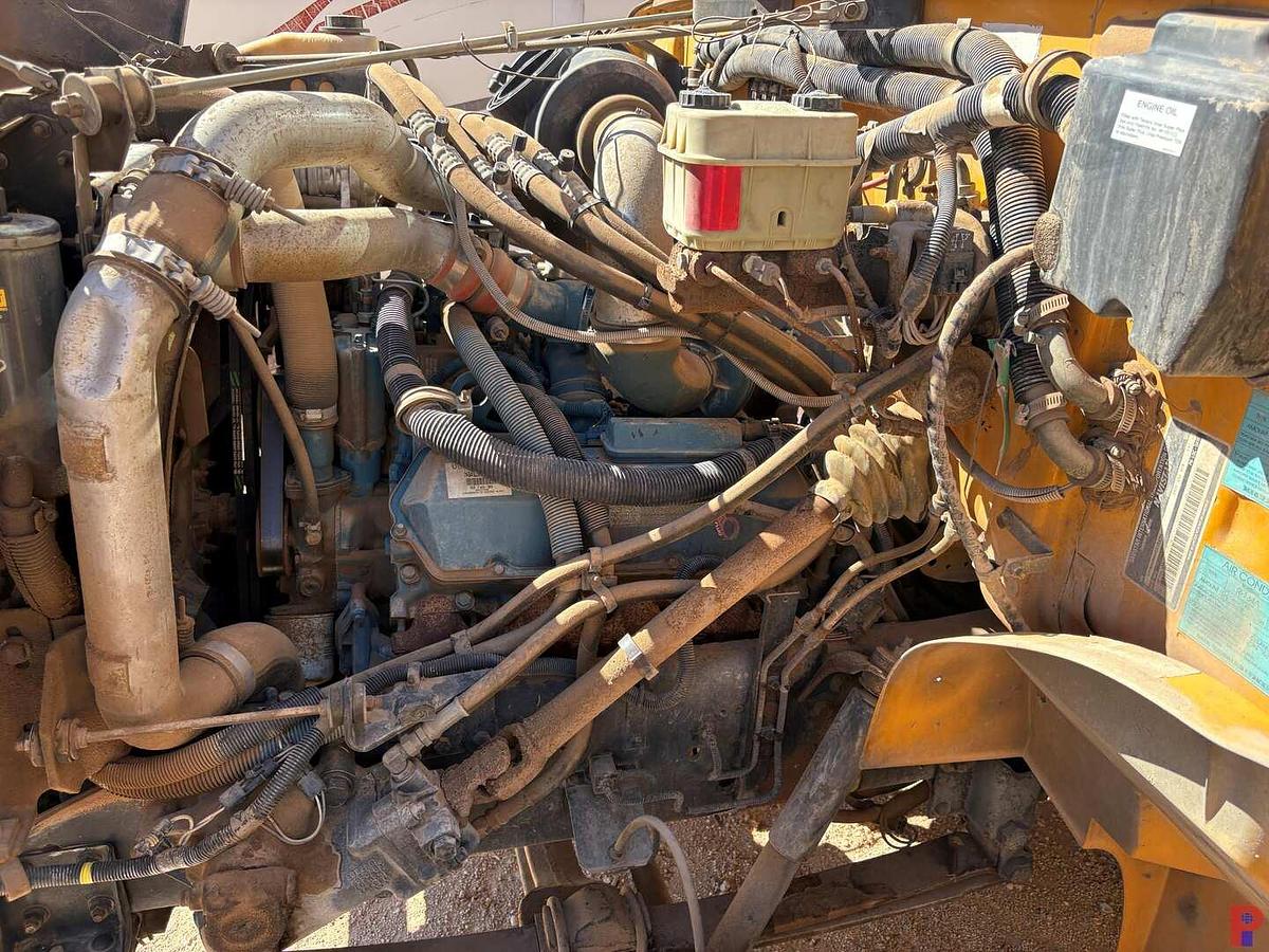 Used 1999 INTERNATIONAL/BLUE BIRD 3800 SCHOOL BUS