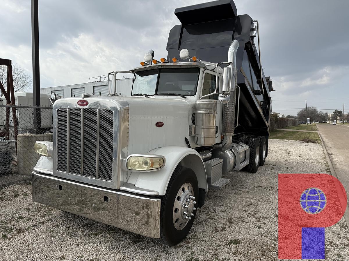 Used 2014 PETERBILT 388 T/A DUMP TRUCK