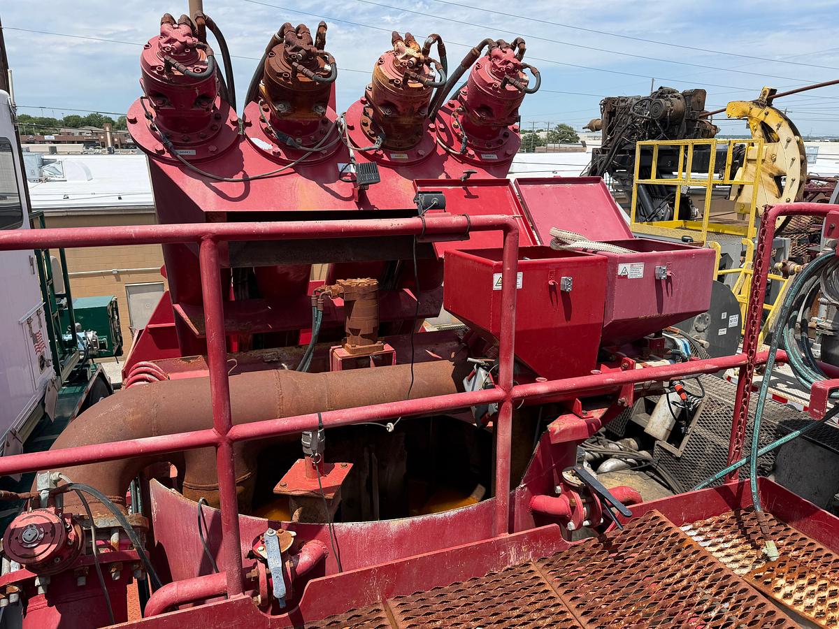 Used 2016 NOV MT-1602 HR BLENDER UNIT TRAILER