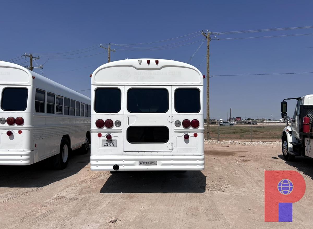 Used 2000 BLUE BIRD TC2000 BUS