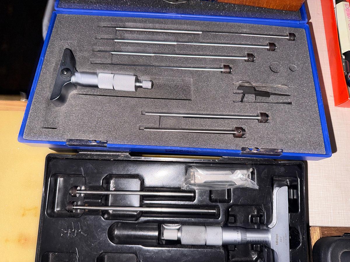 Used SECTION OF (6+) OD MICROMETERS , (7+) DEPTH GAUGES, GAUGE BLOCKS & ARMS, (4) DRAWER ROLLING TOOLBOX