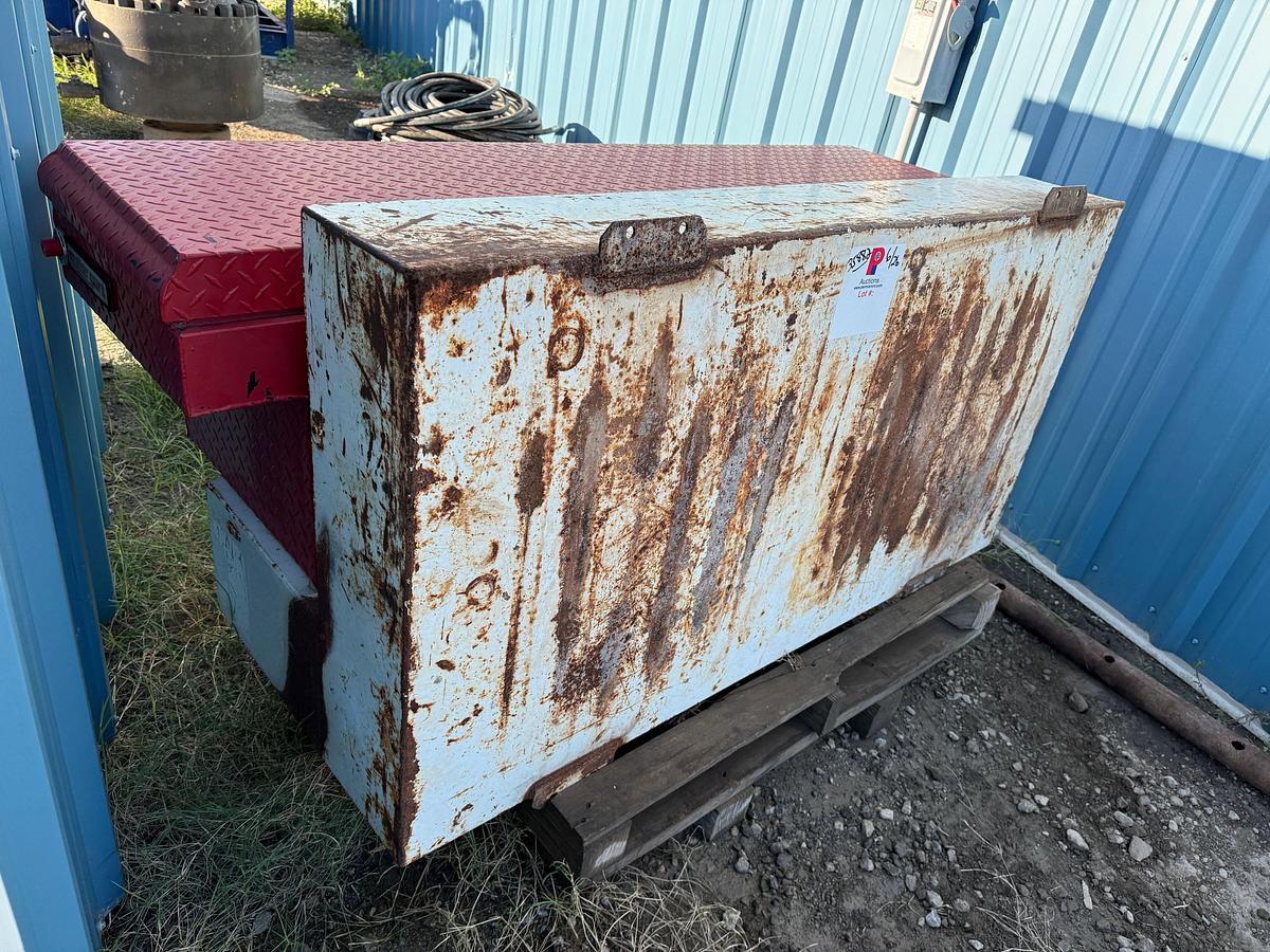Used 31”L X 60”W L-SHAPE FUEL TANK & TOOL BOX