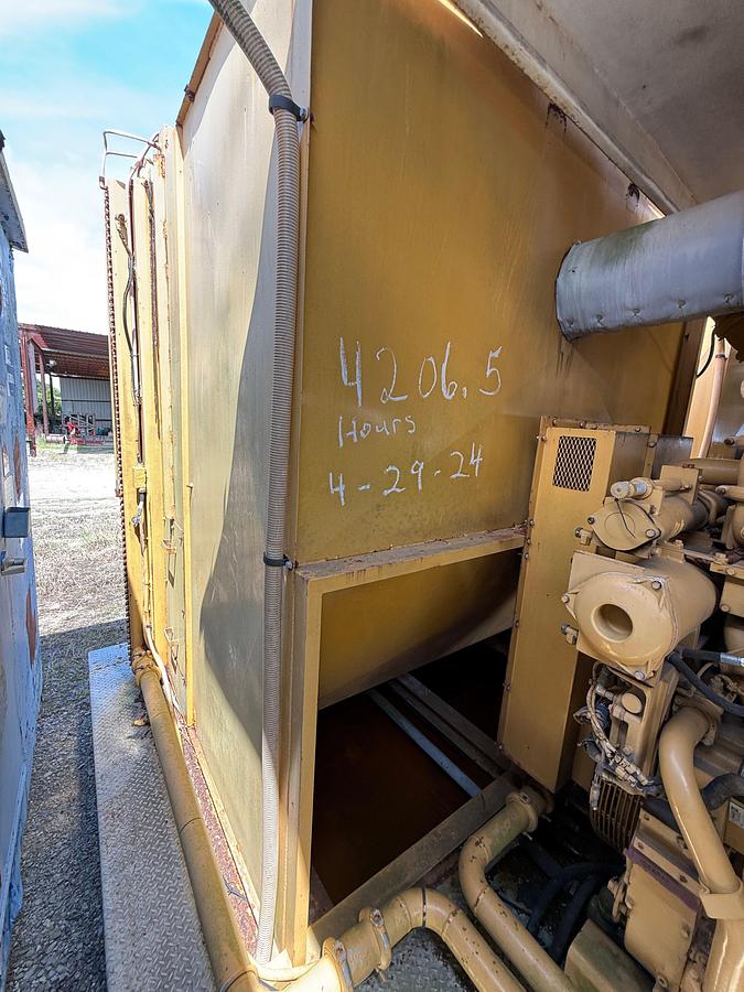 Used KATO 1204-KW DIESEL GENERATOR SET P/B CATERPILLAR 3512B 1621-HP
