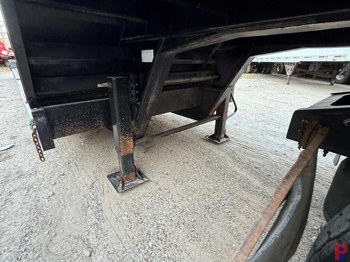 Used 2014 VIKING 53’ X 102” TRI AXLE 40 TON EQUIPMENT LOWBOY