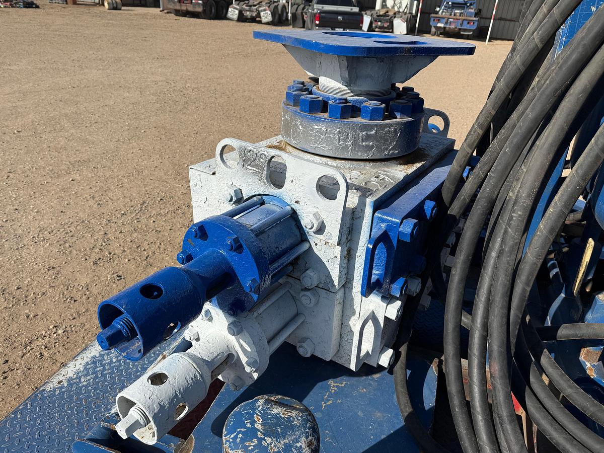 Used 7-1/16 5M 2-3/8 DBL HYD BOP 2-STATION MARKCO MTD. ON 2008 BT T/A BP ACCUMULATOR CLOSING UNIT TRAILER