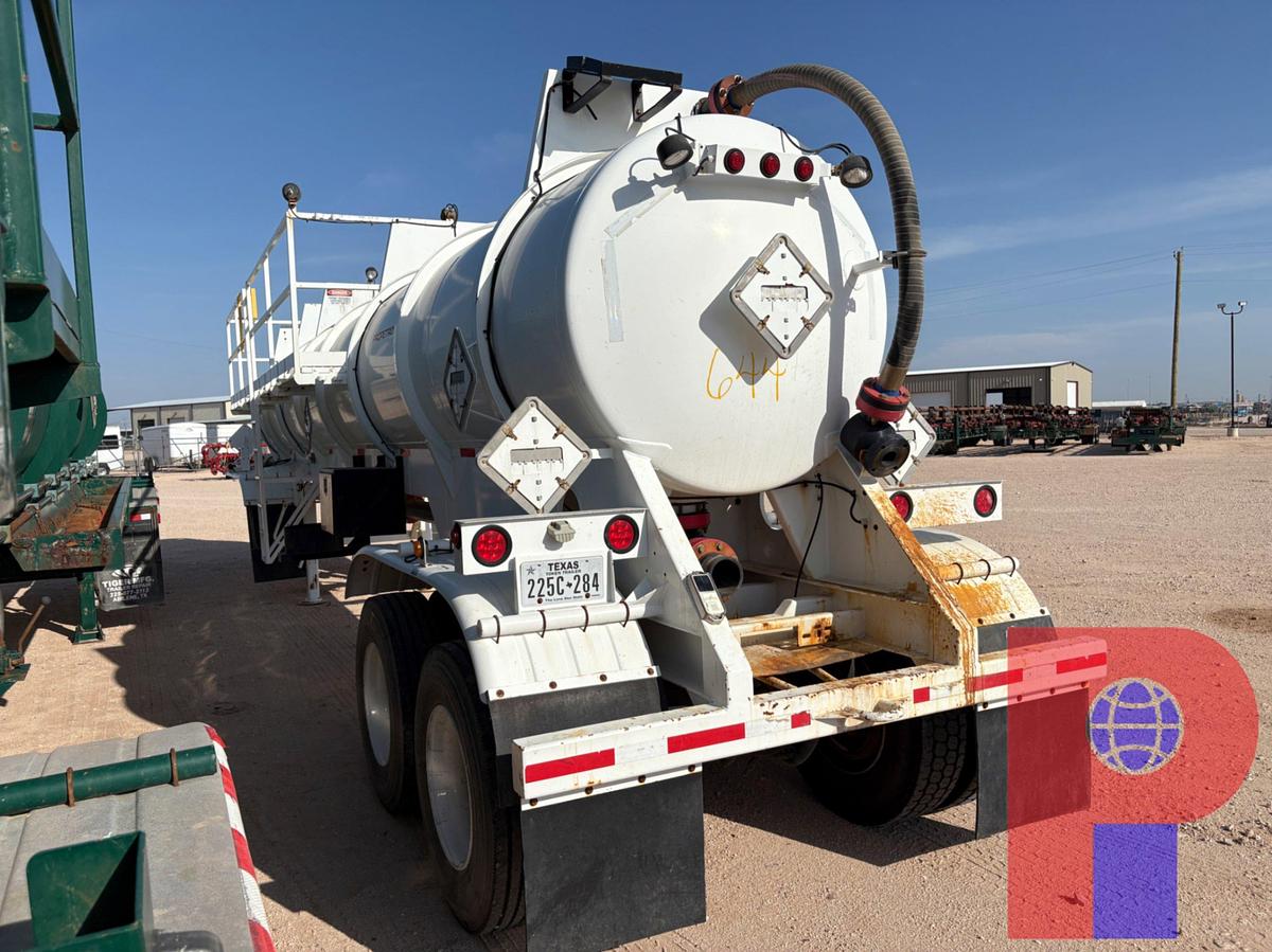 Used 2013 WORLEY WELDING WORKS  5,000GAL 3-COMPARTMENT T/A ACID TRANSPORT TRAILER