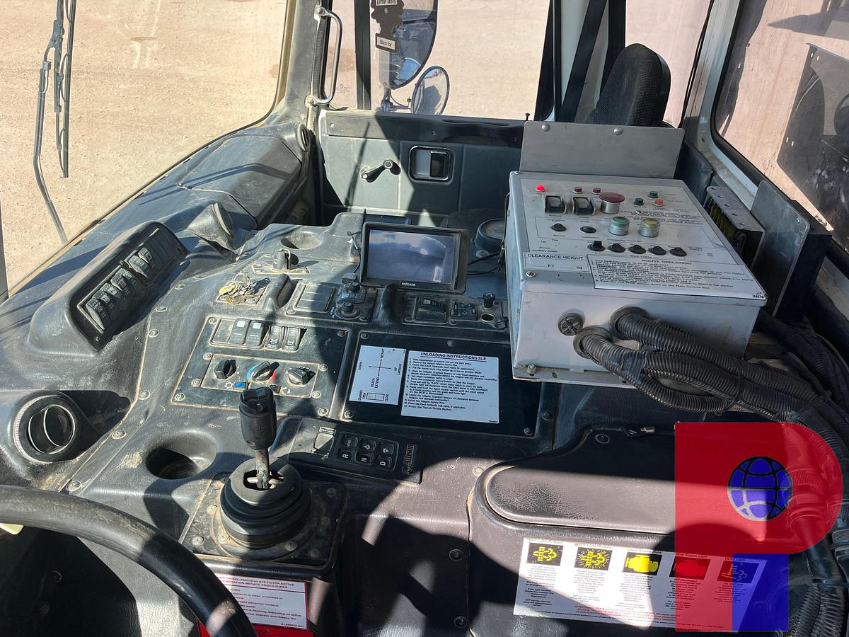 Used 2018 AUTOCAR XPEDITOR T/A 29YD CAB OVER TRASH TRUCK