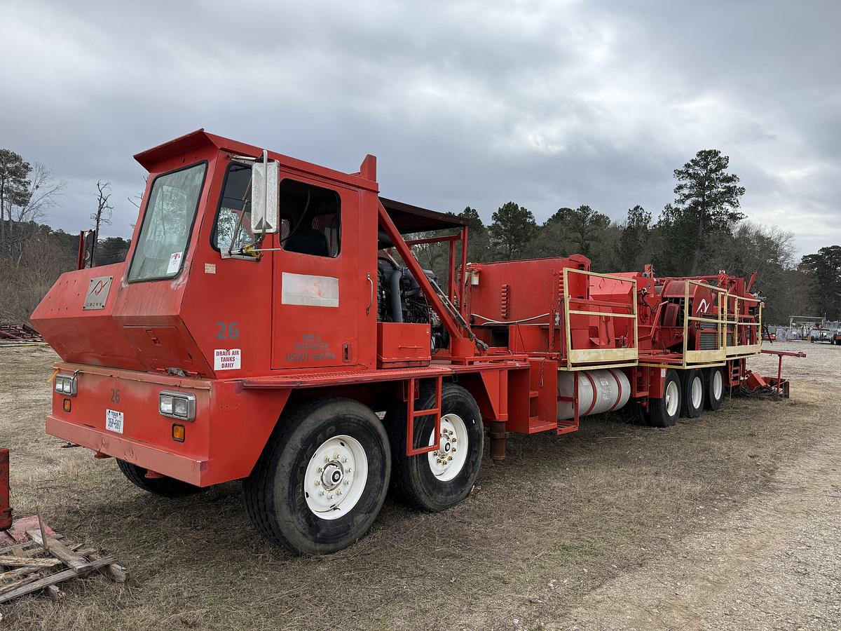 Used 2008 CROWN CE600 DD 5-AXLE WELL SERVICE WORKOVER RIG FOR PARTS
