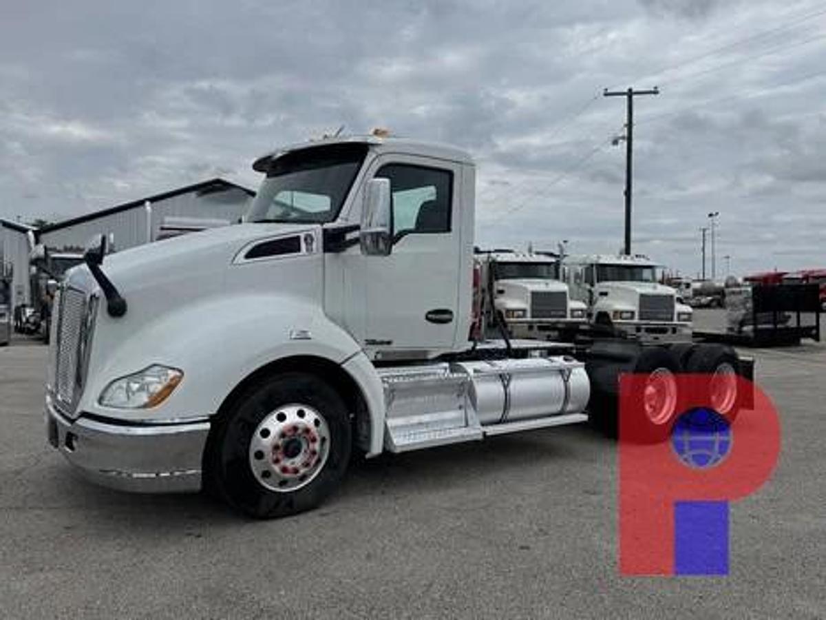 Used 2019 KENWORTH T680 T/A DAY CAB TRUCK TRACTOR