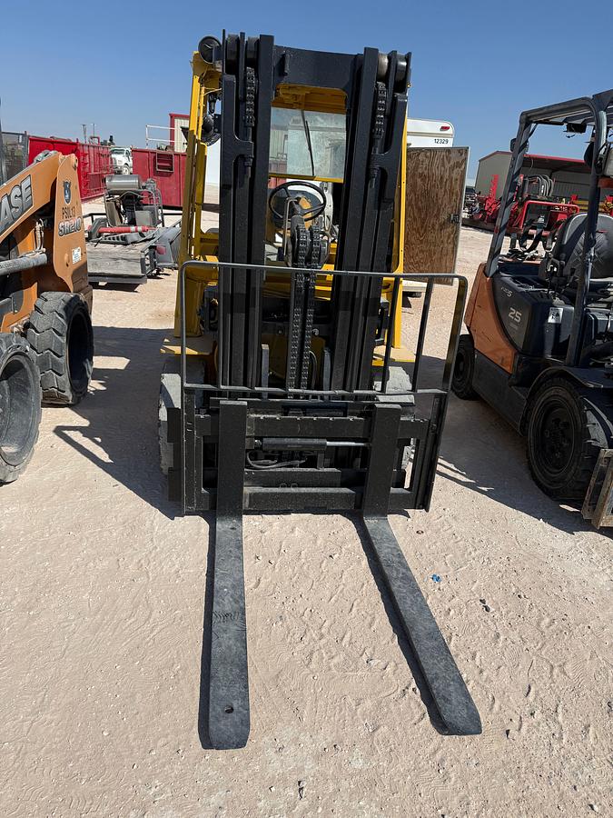 Used 1994 Hyster H80XL 8,000lbs forklift
