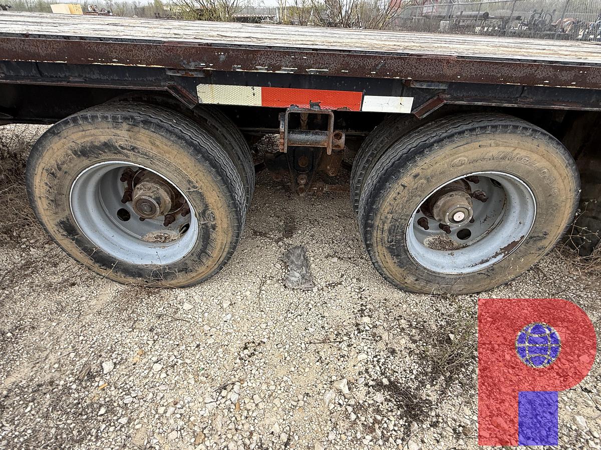 Used 2012 TRAIL MASTER 35’ X 102” FLEX T/A DUAL WHL GOOSENECK TRAILER