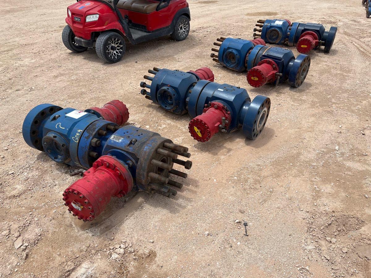 Used (8x$) 5” 15K hydraulic ball valves