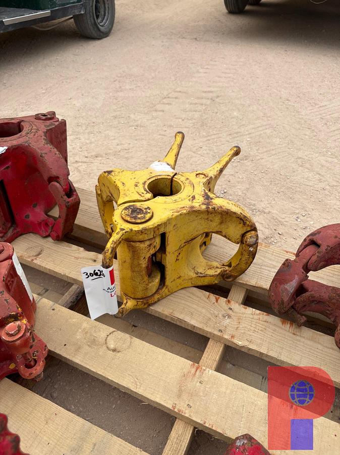 Used 100 TON 2-3/8” TUBING ELEVATOR