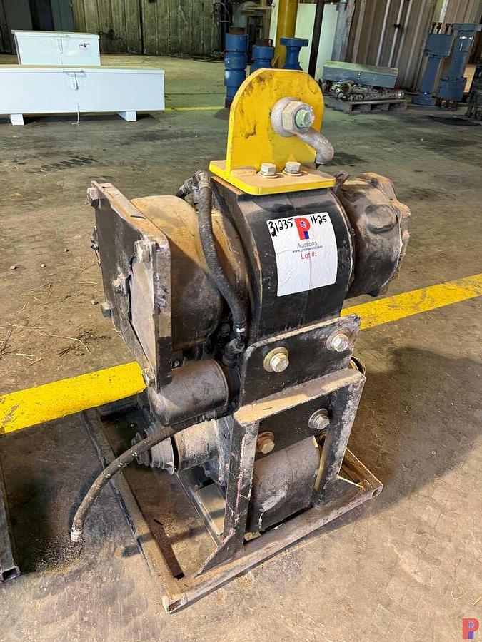 Used FABCO MODEL PTO-18 GEAR BOX TRANSFER CASE