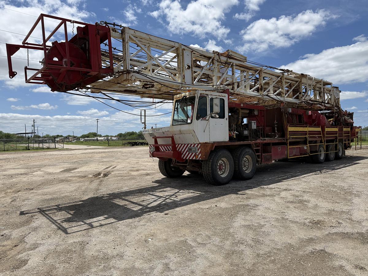 Used 2008 LOADCRAFT 550 DD 96’-225K 5-AXLE WELL SERVICE WORKOVER RIG