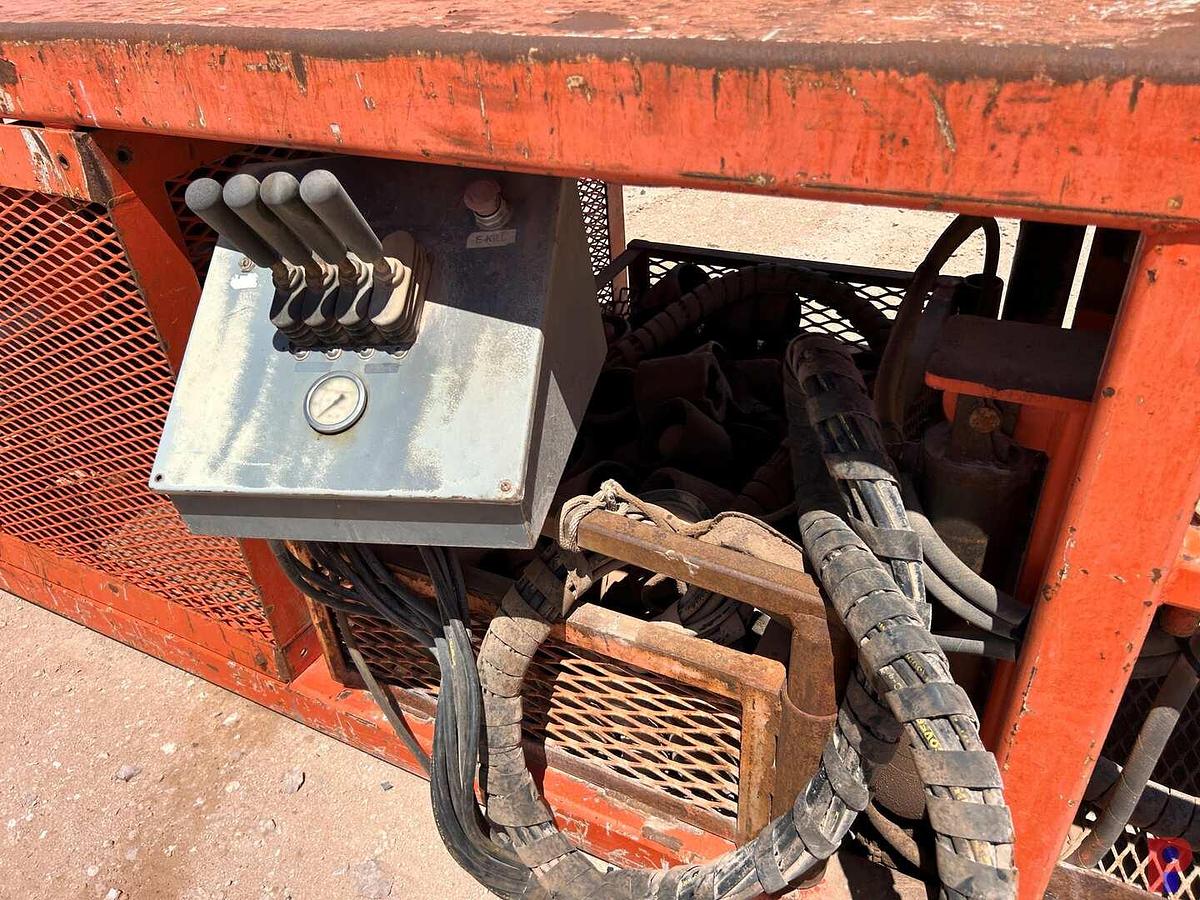 Used 40’ X 4’ X 3.7’ HYDRAULIC CATWALK