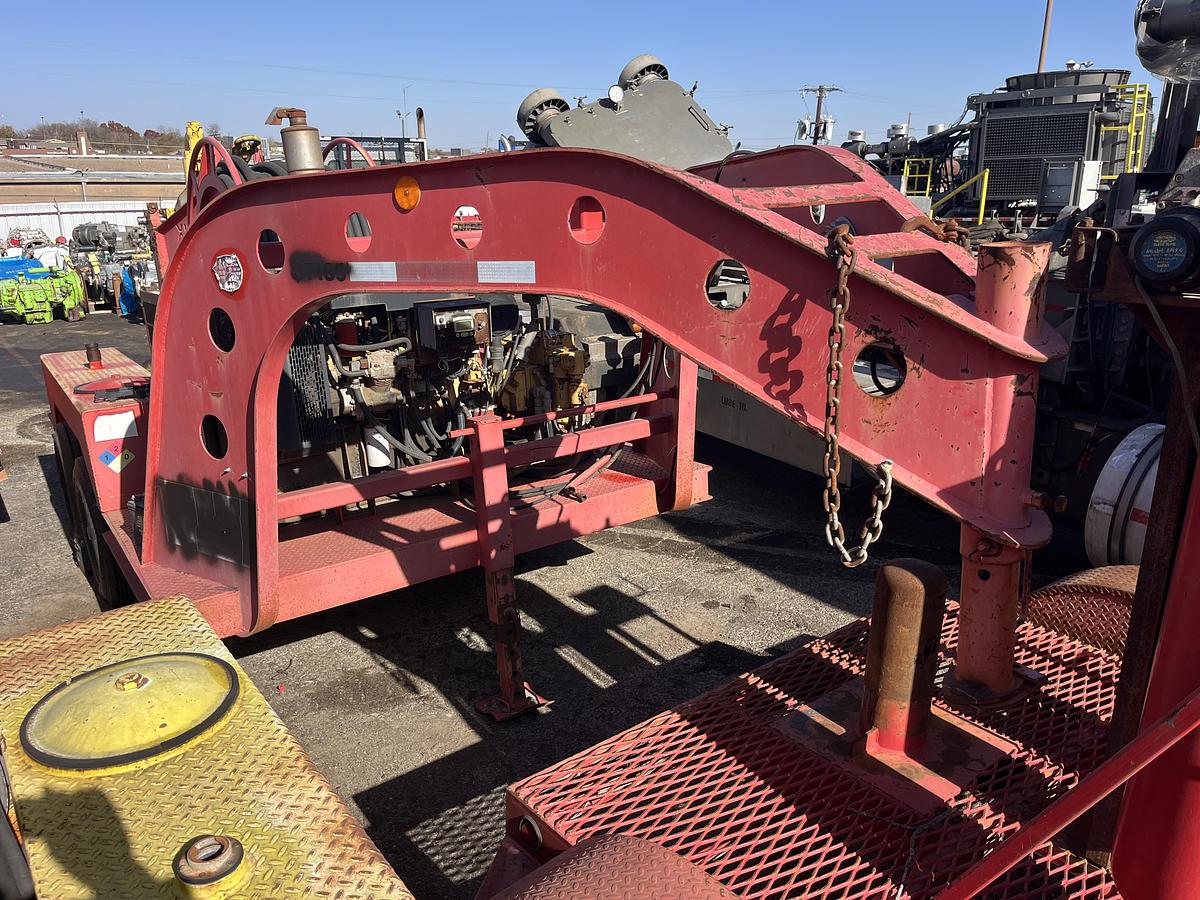 Used 2010 VENTURETECH XK-90 POWER SWIVEL MTD. T/A GOOSENECK TRAILER