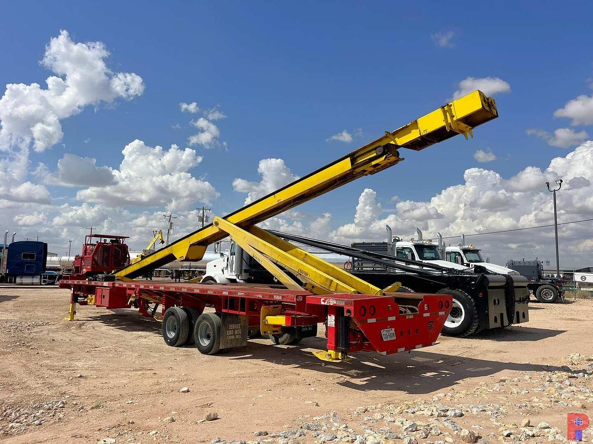 Used 2022 SERVICE KING 40’ X 102” T/A GOOSENECK HYDRAULIC PIPE HANDLER
