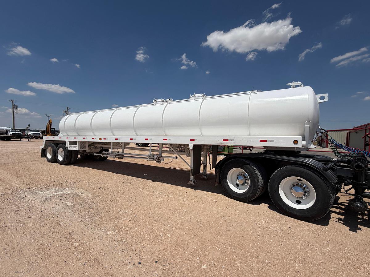 Used 2004 Mack CV713 Kill Truck w/ Trailer