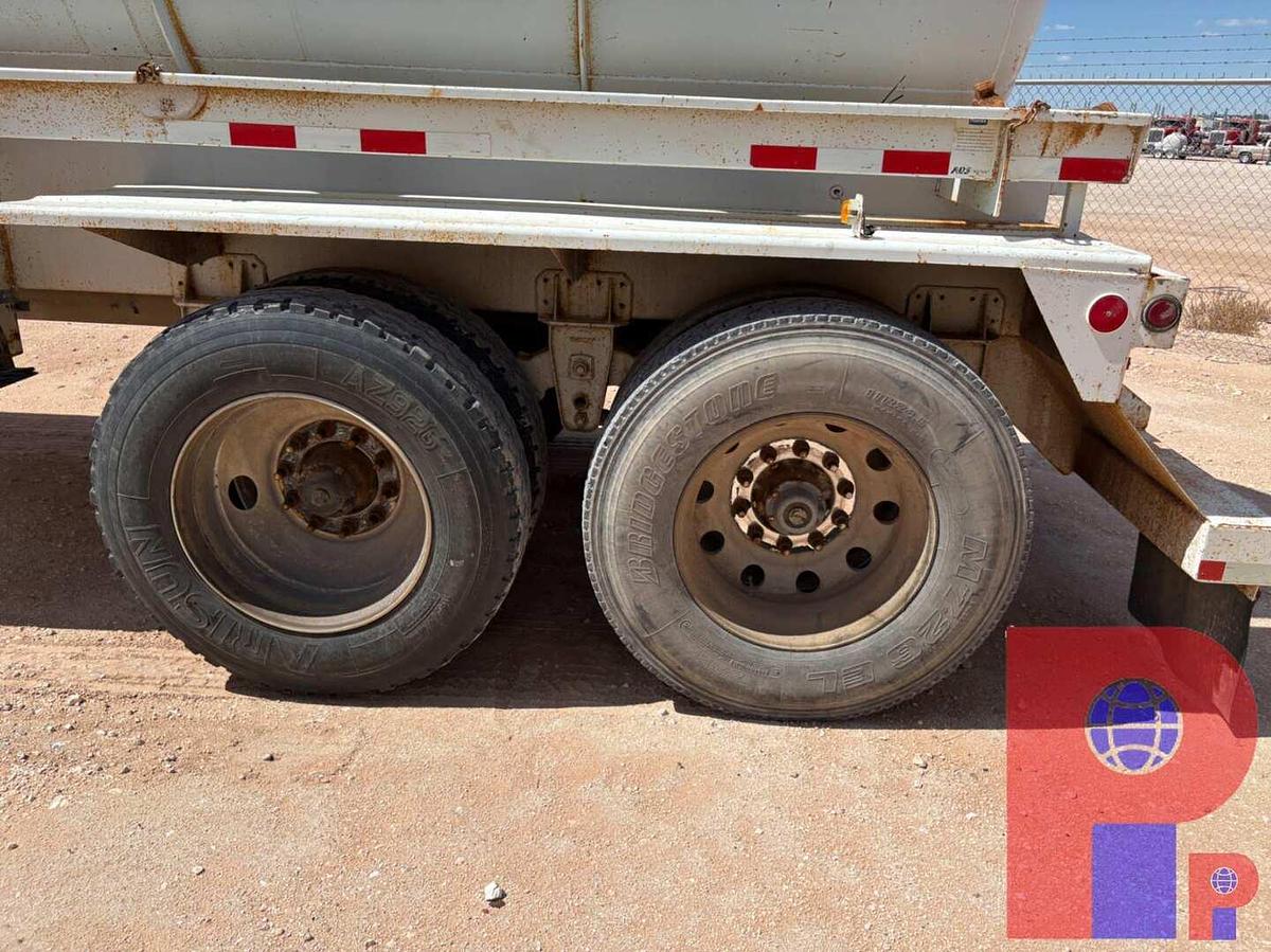 Used 2012 OVERLAND TANK 10,000GAL 3-COMPARTMENT T/A ACID TRANSPORT TRAILER