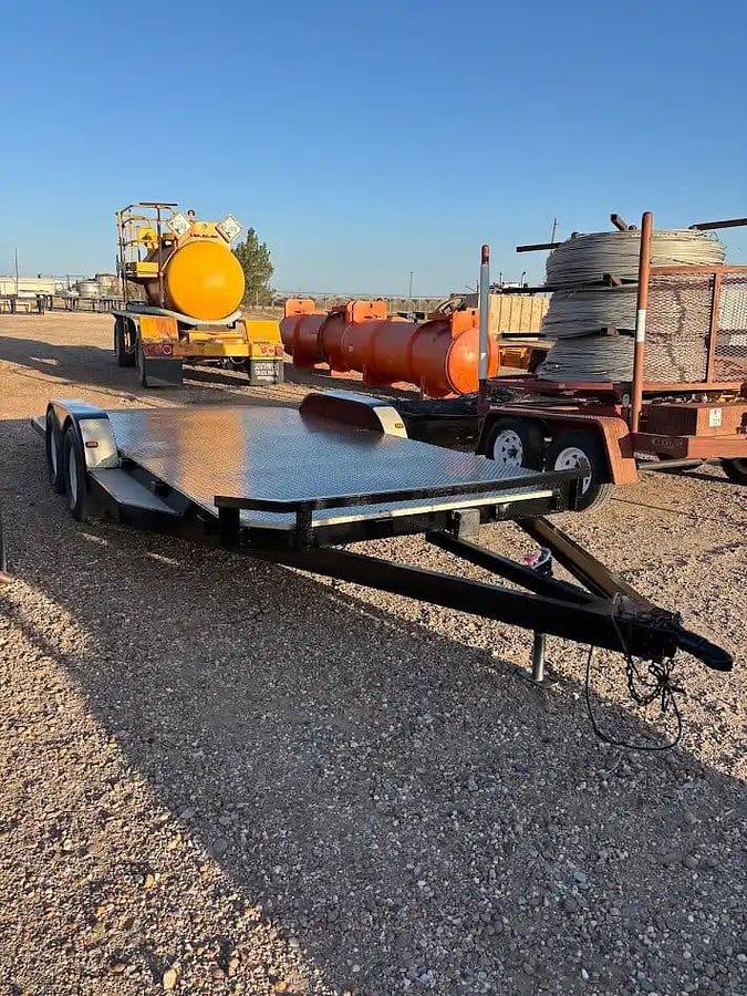Used 18’ t/a Car Hauler Trailer