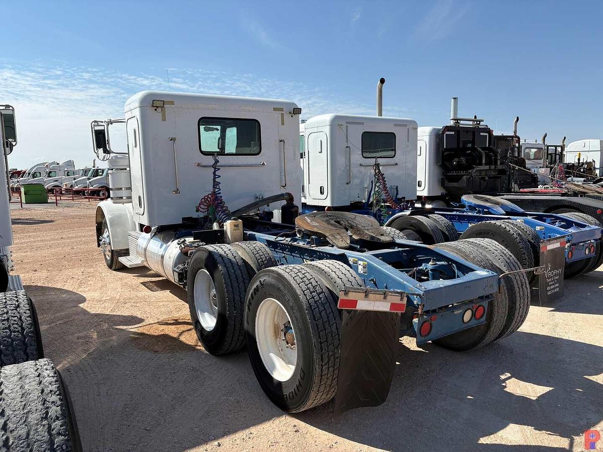 Used 2012 PETERBILT 367 T/A 36” SLEEPER VACUUM TRUCK