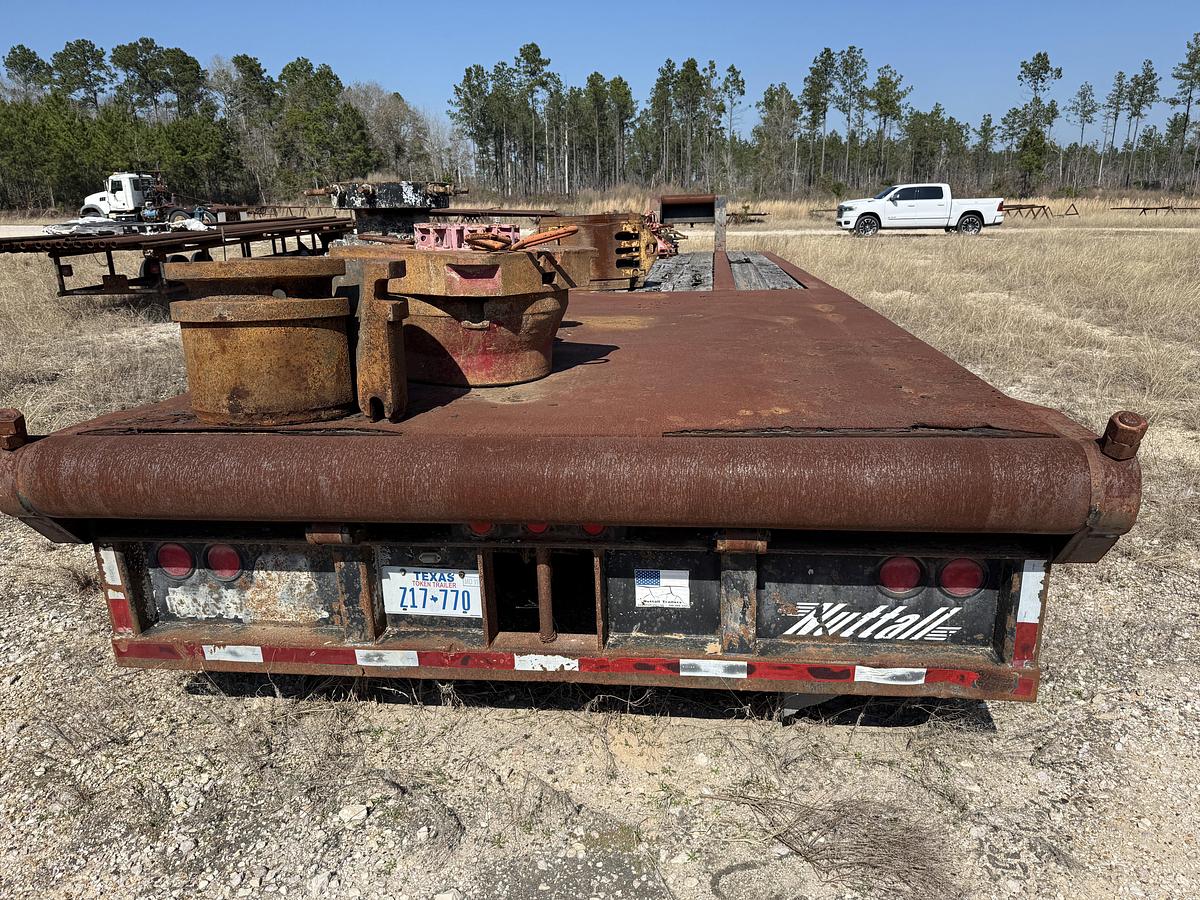 Used 2006 NUTTALL 40' X 102" 55-TON 3-AXLE NARROW NECK LOWBOY