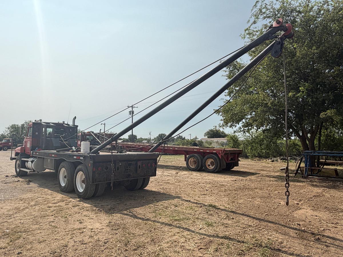 Used 1999 MACK CH612 T/A DAYCAB GIN POLE TRUCK