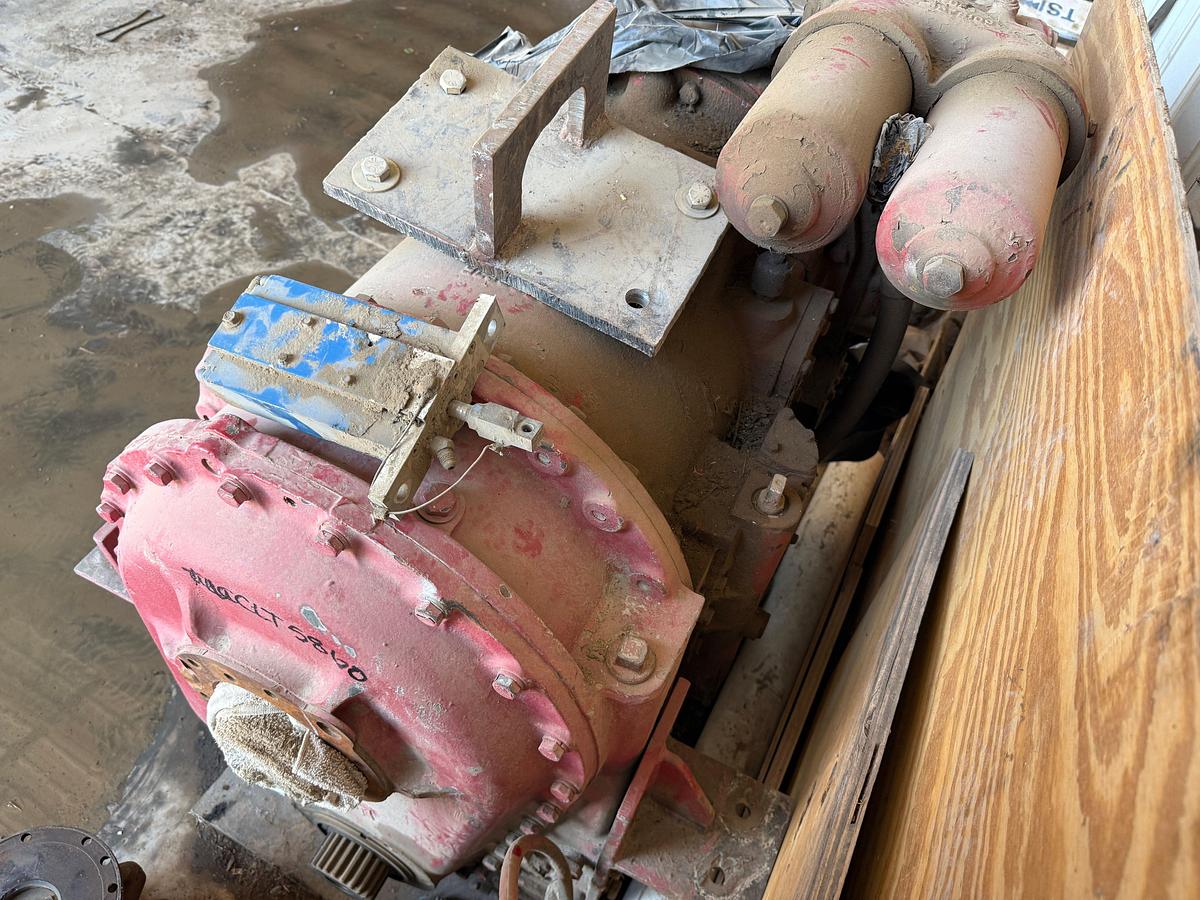 Used ALLISON CLT5860-5 DB TRANSMISSION W/ (3) DISCONNECTS