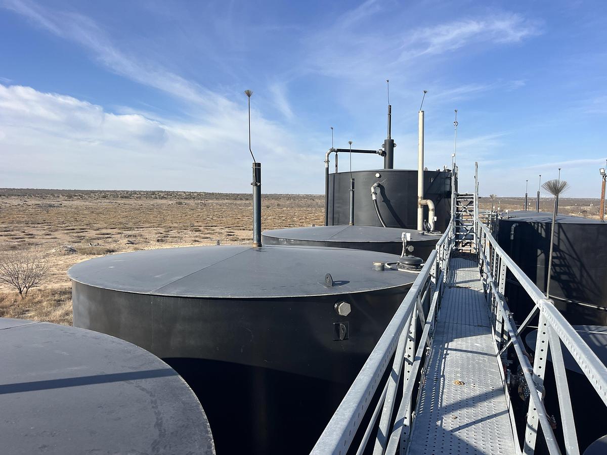 Used CROCKETT CO. SWD FACILITY, PERMITTED FOR 30,000 BBLS. PER DAY