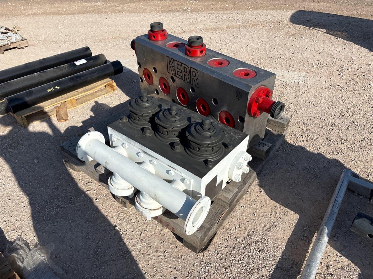 Used KERR super stainless B535A02 Quintaplex fluid end & SERVA TPD600 triplex fluid end