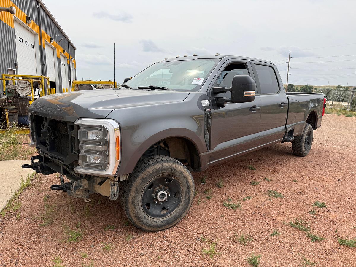 Used 2023 FORD F-250 SD STX 4WD CREW CAB PICKUP TRUCK