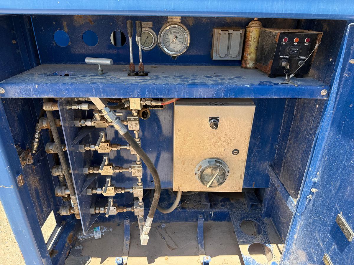 Used SELF CONTAINED 20K WP GREASE INJECTION UNIT COMBO P/B 8.4-KW ISUZU DIESEL GENERATOR