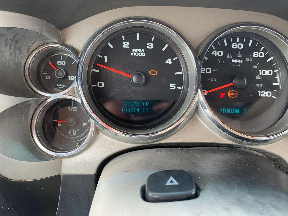 Used 2008 CHEVROLET SILVERADO 3500HD CREW CAB UTILITY TRUCK