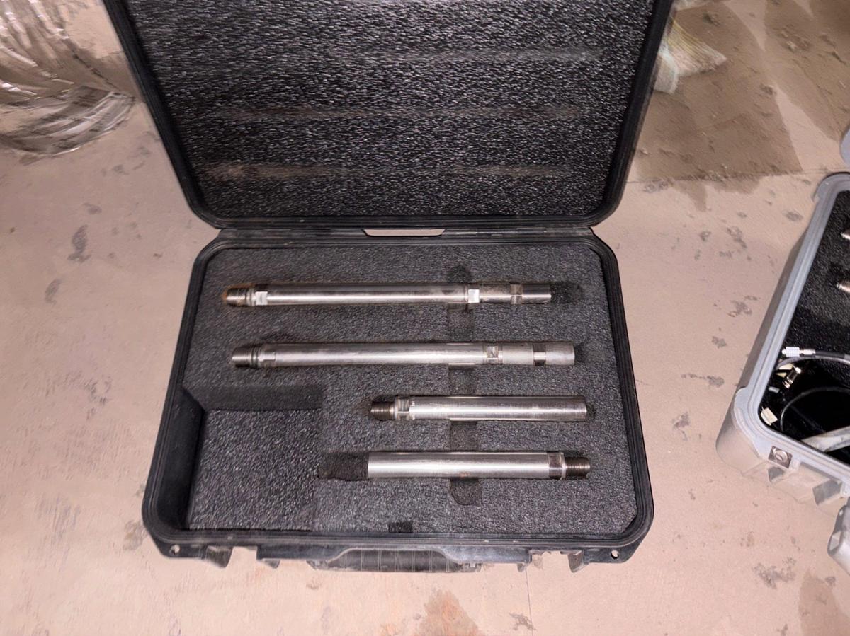 Used (3) cases of PPS smartview digital pressure gauges
