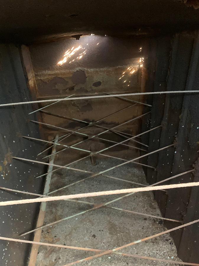 Used 40’ L x 8’ W x 13’ T 685bbl Rolling Frac Tank