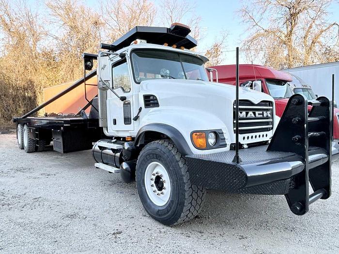 Used 2007 MACK CV713 50 TON T/A GIN POLE WINCH TRUCK 3-WINCHES