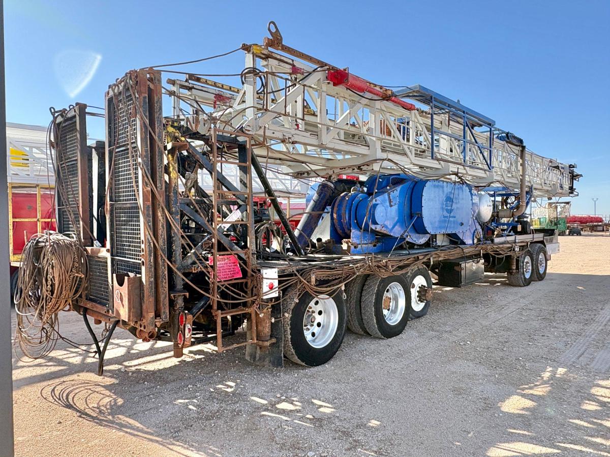 Used 2012 RIG WORKS MUSTANG 550 4-AXLE WELL SERVICE RIG
