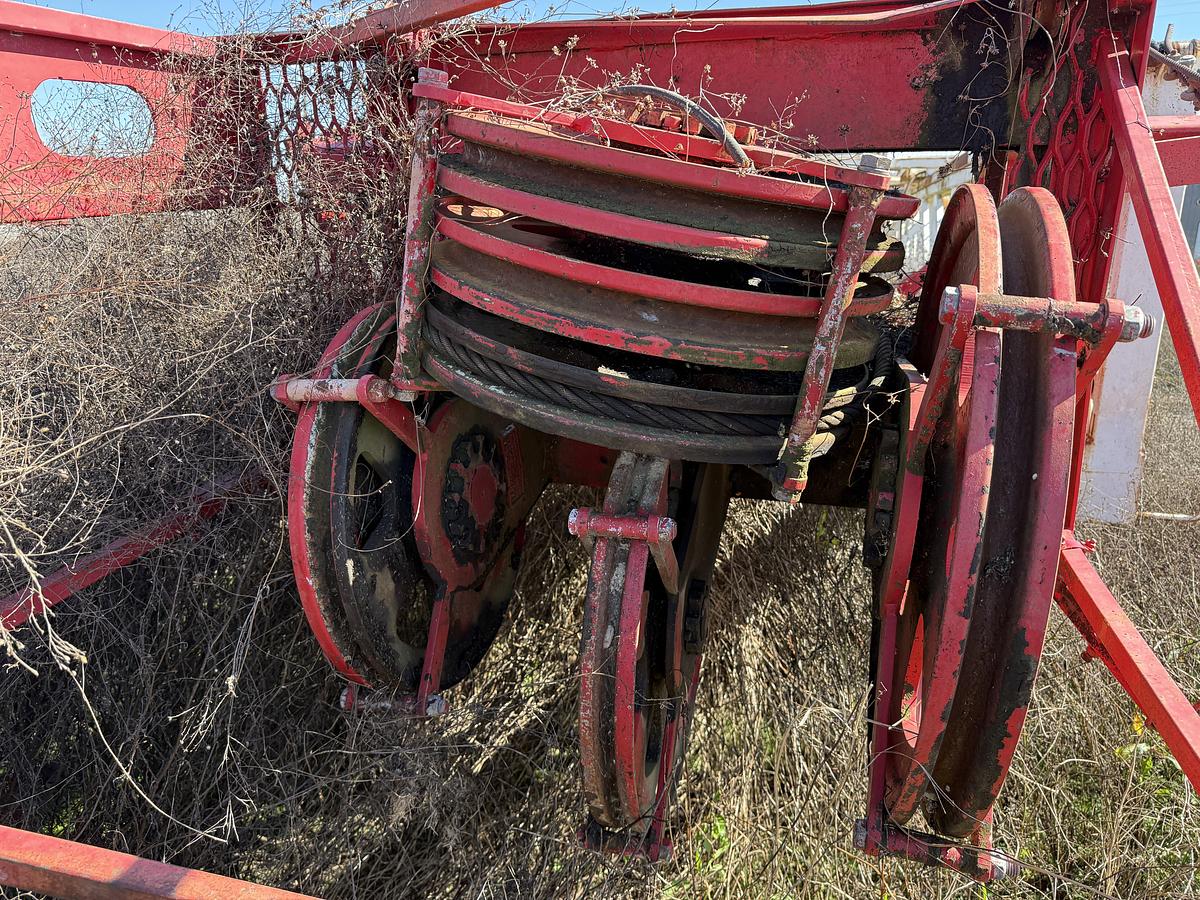 Used 2004 DRILLING STRUCTURES INT’l LANCO 104’-240K LBS DERRICK & Y-BASE