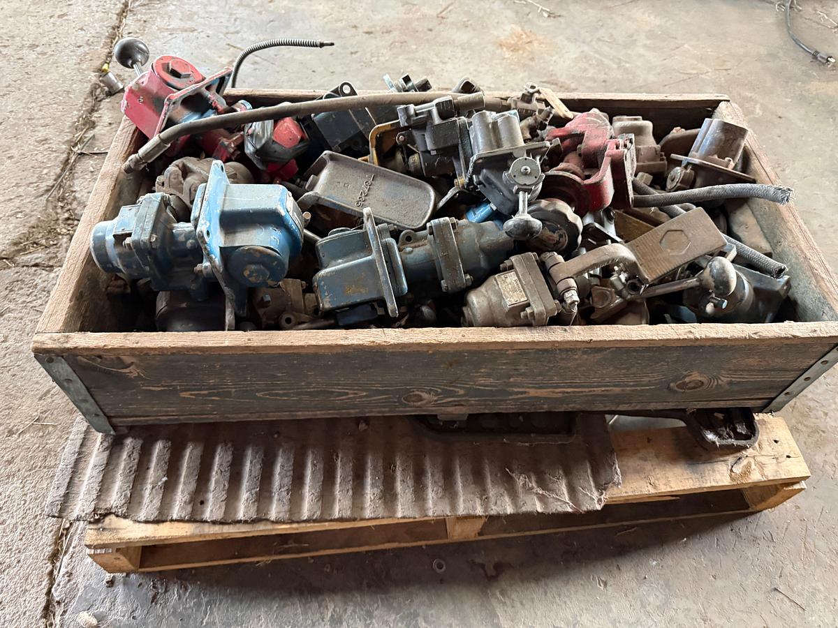 Used PALLET OF(15+) REXROTH AIR VALVES