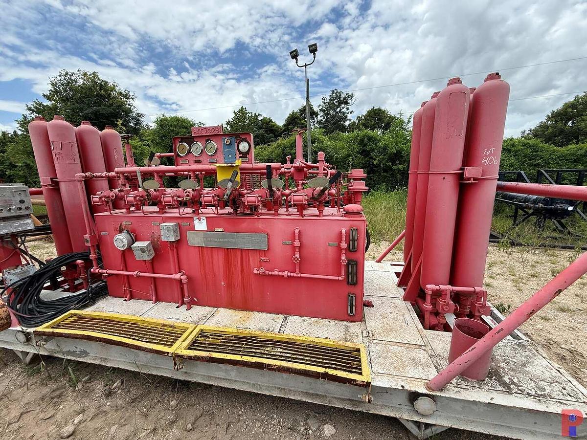 Used BPMF MOD. 720-6 3K PSI 12-BOTTLE 6-STATION ACCUMULATOR CLOSING UNIT SKIDDED