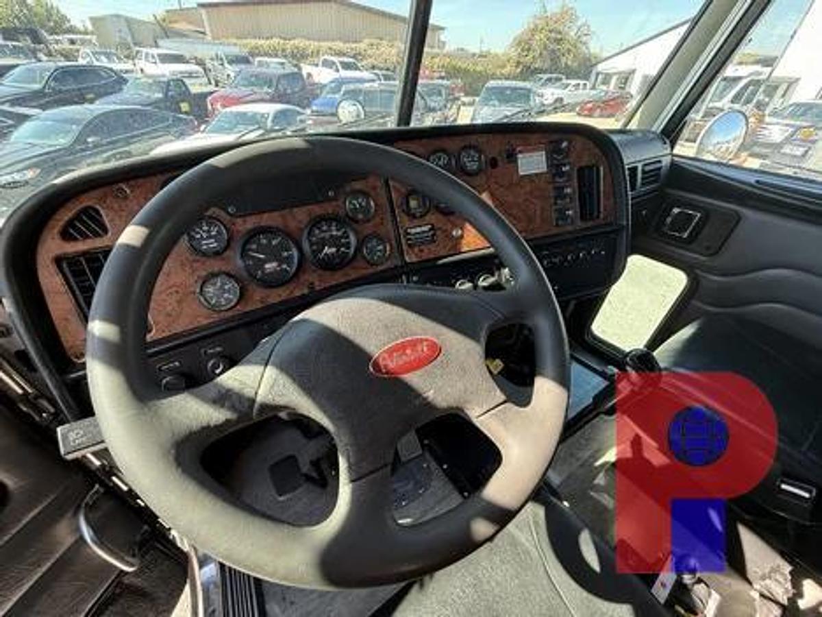 Used 2005 PETERBILT 378 T/A DUMP TRUCK